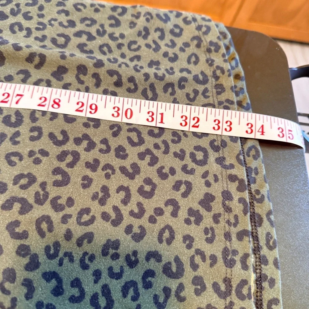 White Birch Olive Medium Green Leopard Print Roll Tab‎ Sleeve Tunic Dress